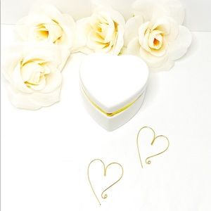 Heart of Gold Earrings in a Ceramic Heart Box